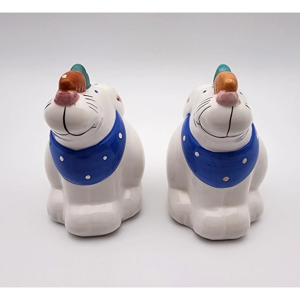 COCO DOWLEY Easter Bunny‎ Rabbit W/Carrot On Nose Salt Pepper Shakers Vintage